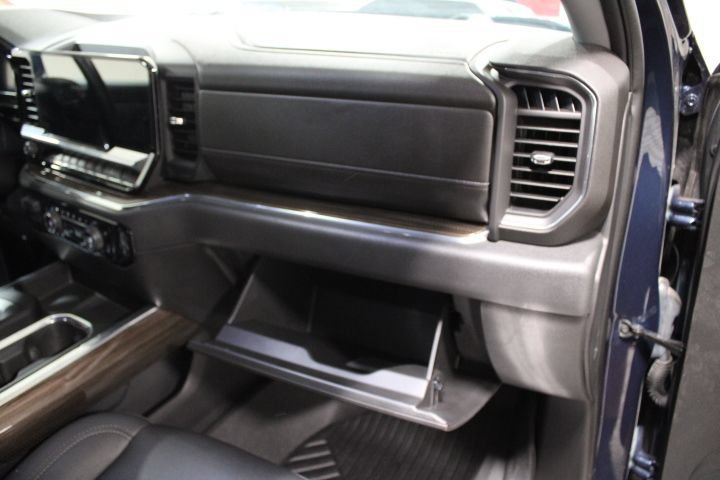 Used 2023 Chevrolet Silverado 1500 LT Trail Boss w/ Convenience Package II AWD/4WD image 27