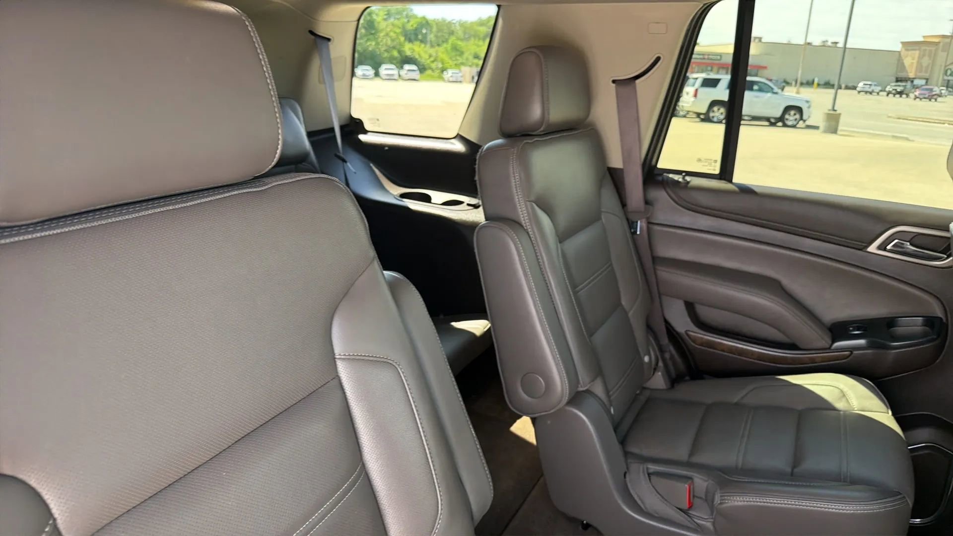 Used 2018 GMC Yukon Denali w/ Denali Ultimate Package AWD/4WD image 86