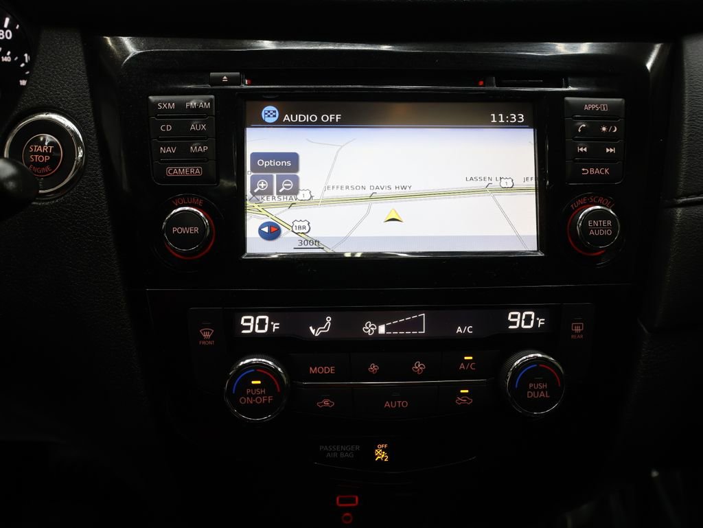 Used 2017 Nissan Rogue SV AWD/4WD image 21