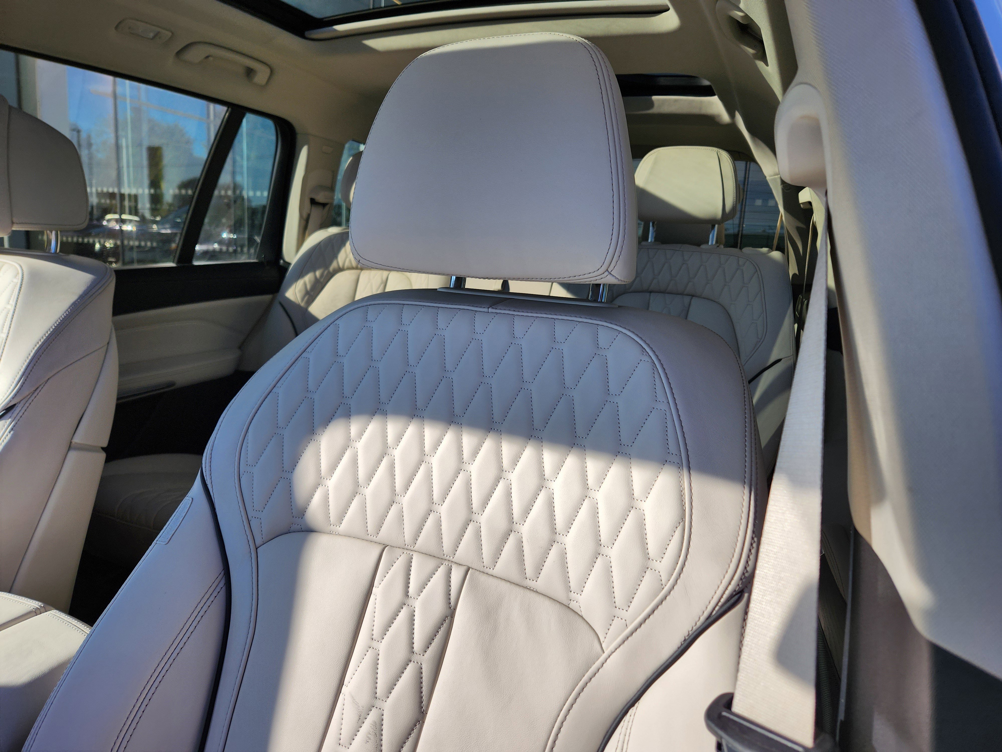 Used 2022 BMW X7 xDrive40i image 11