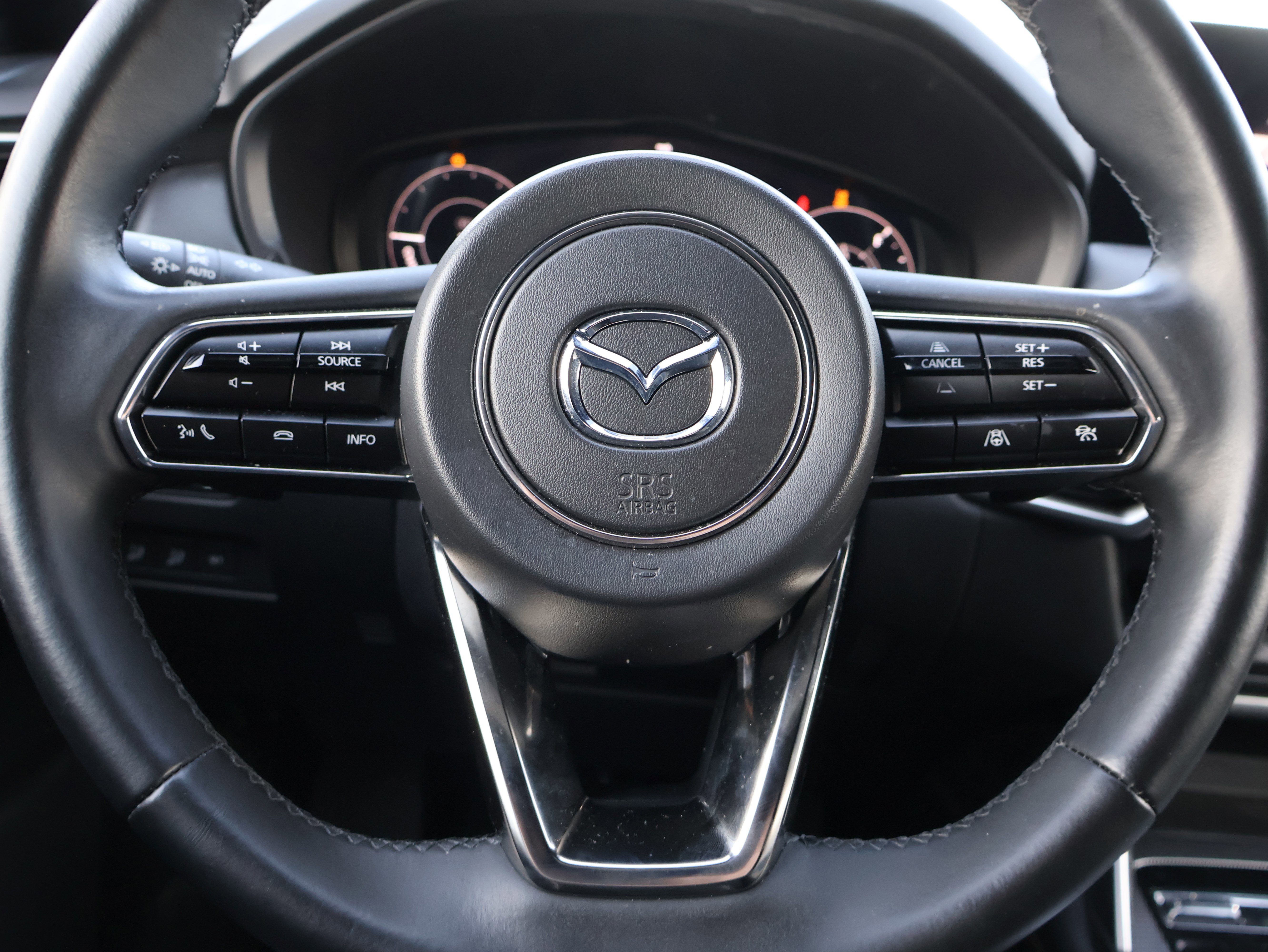 Certified 2025 MAZDA CX-70 Plug-In Hybrid w/ Premium Plus image 36