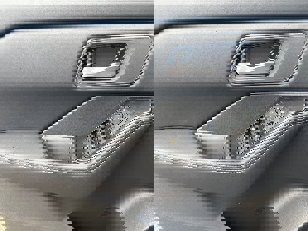 New 2026 Nissan Rogue SV image 16