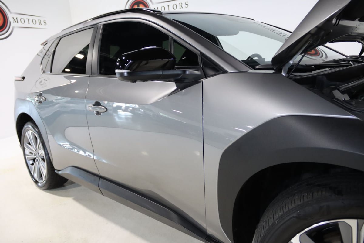 Used 2023 Subaru Solterra AWD image 72