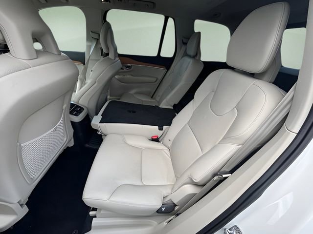 Used 2022 Volvo XC90 T8 Inscription Expression w/ Advanced Package image 16