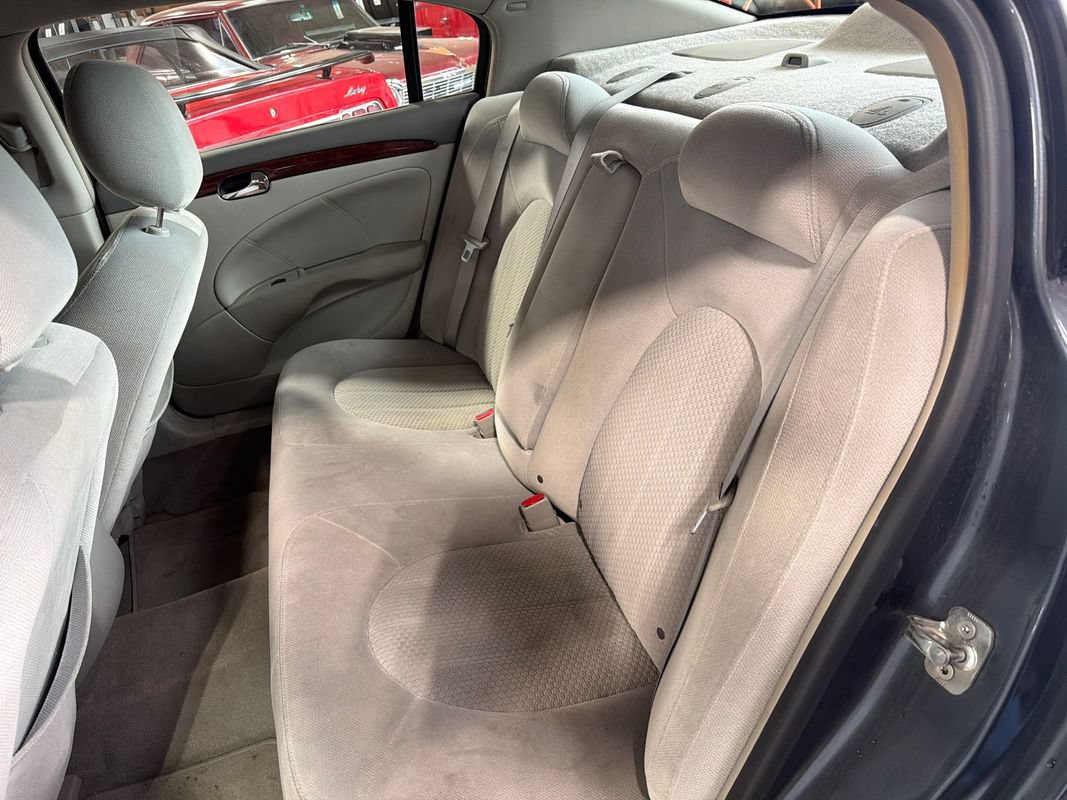 Used 2009 Buick Lucerne CX FWD image 12