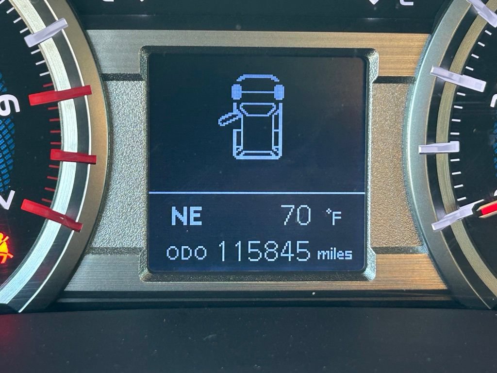 Used 2017 Toyota 4Runner Limited AWD/4WD image 19