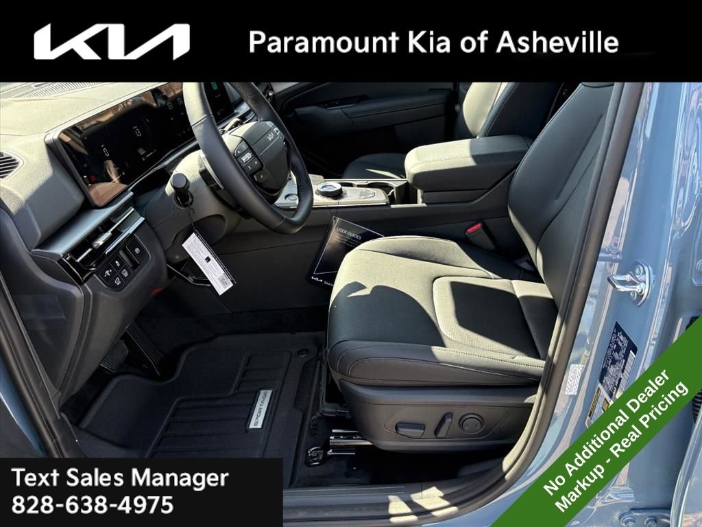 New 2026 Kia Sportage EX image 18