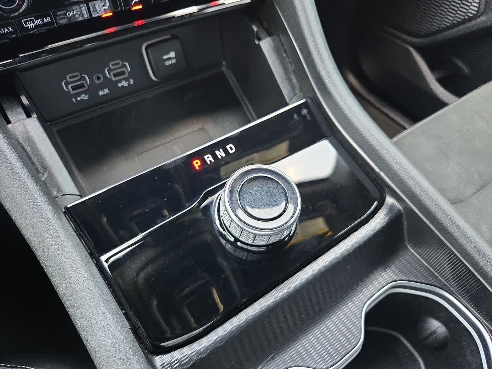 Used 2025 Jeep Grand Cherokee Altitude RWD image 30