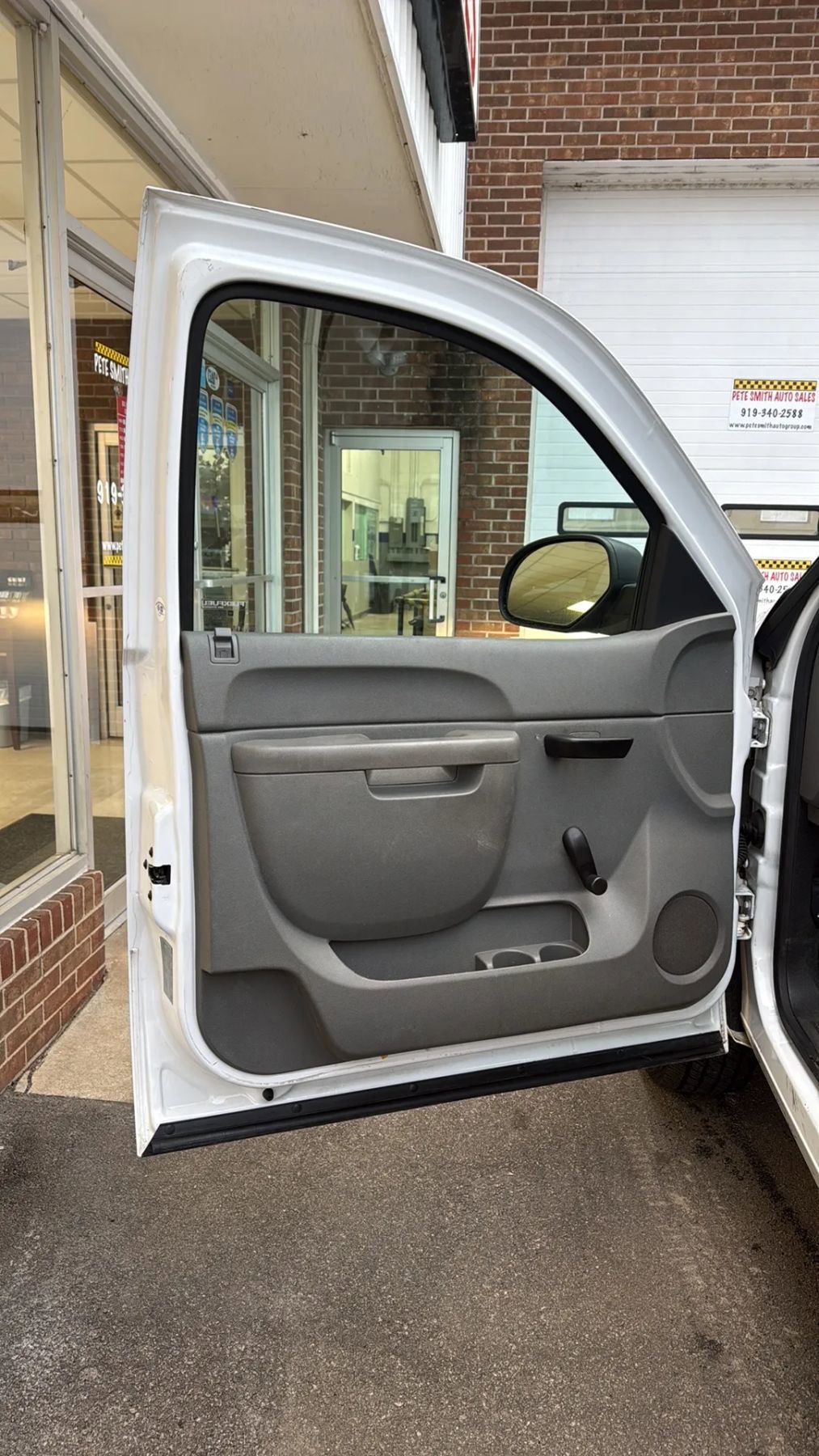 Used 2013 Chevrolet Silverado 1500 W/T image 8