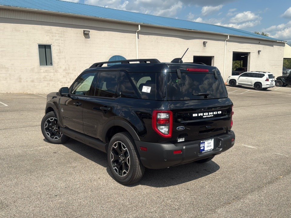 New 2025 Ford Bronco Sport Outer Banks w/ Outer Banks Tech Package+ image 6