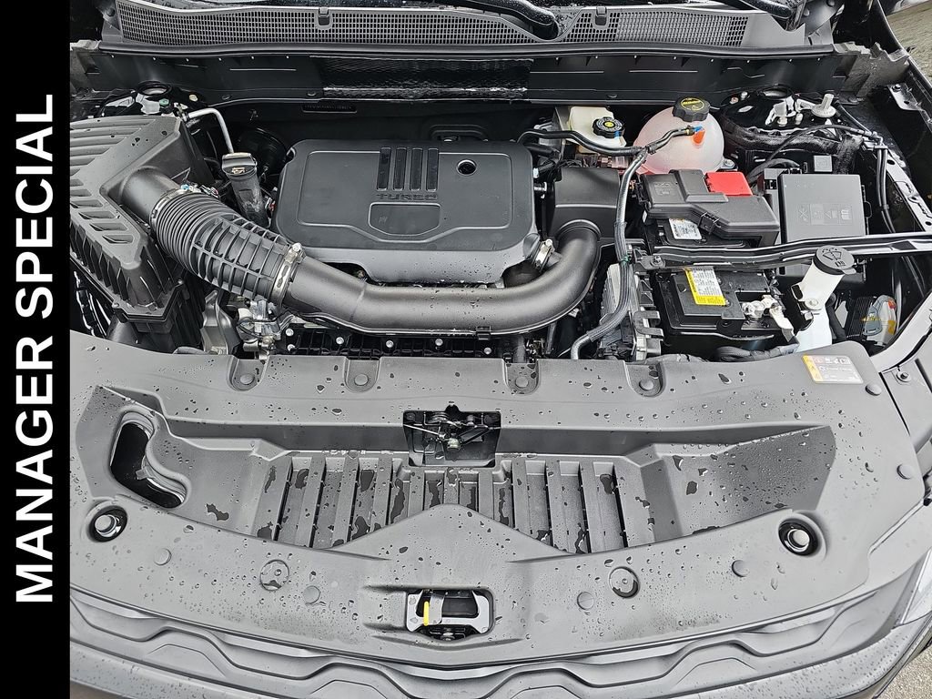 New 2025 Chevrolet Blazer LT w/ Convenience Package image 31