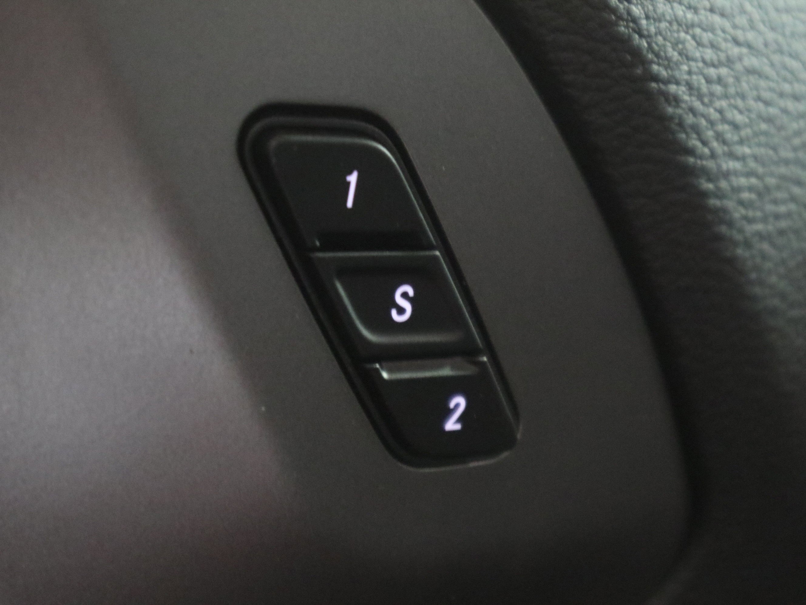 New 2026 Chrysler Pacifica Select image 36