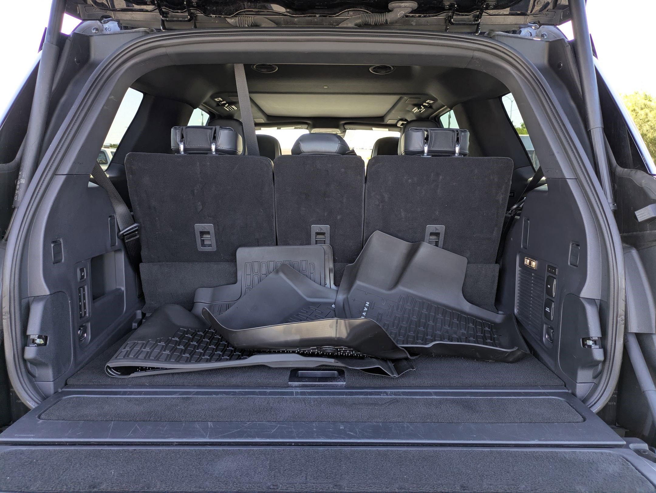 Used 2025 Lincoln Navigator Reserve w/ Jet Appearance Package AWD/4WD image 30