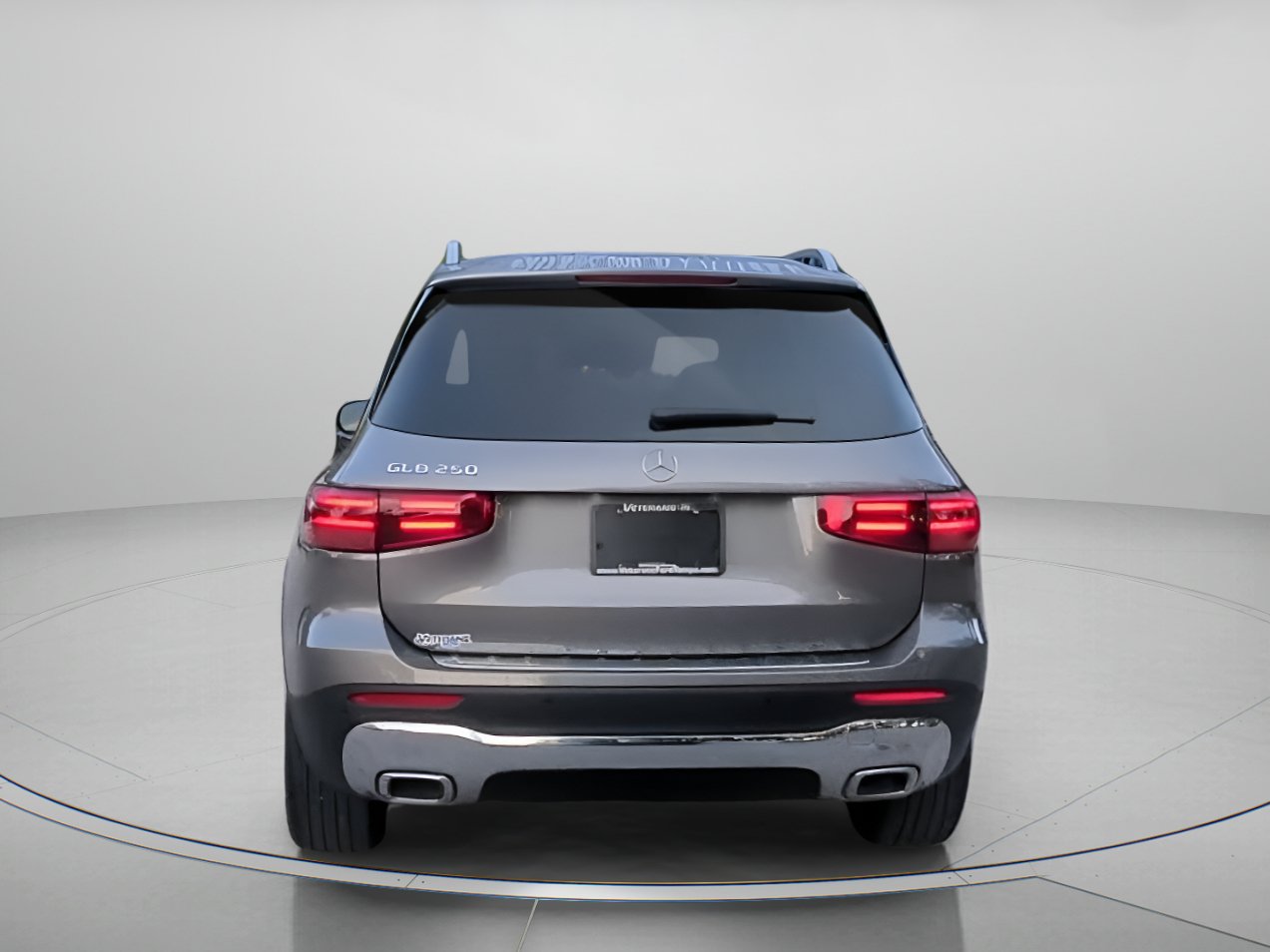 Used 2026 Mercedes-Benz GLB 250 w/ Exclusive Package image 23