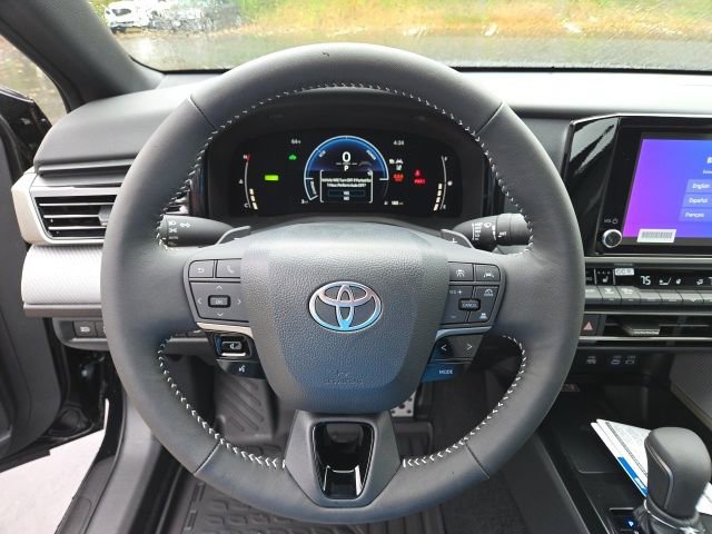 New 2026 Toyota Camry SE image 10