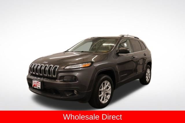Used 2015 Jeep Cherokee Latitude w/ Cold Weather Group AWD/4WD image 5