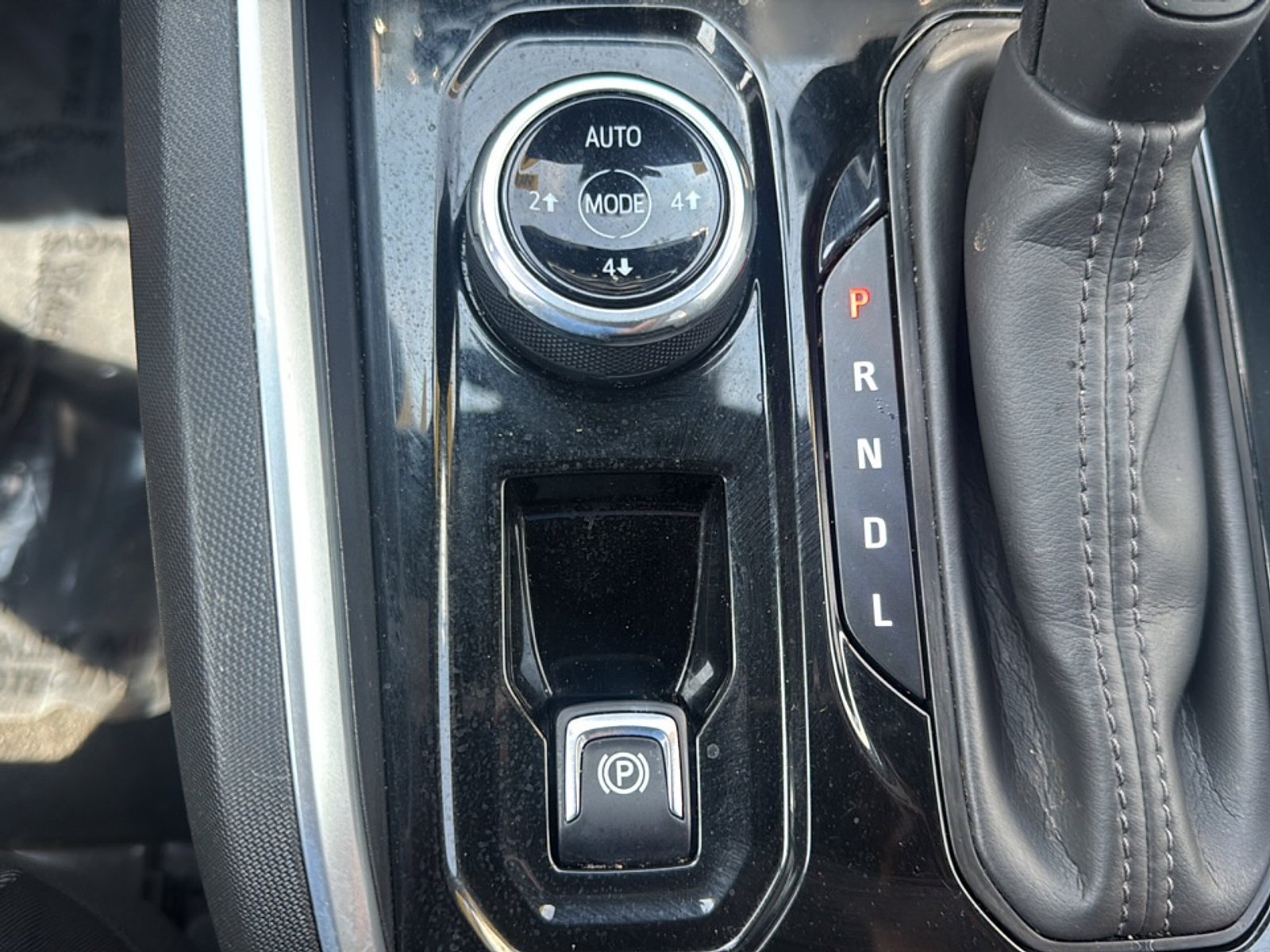 Used 2023 Chevrolet Colorado Trail Boss AWD/4WD image 33