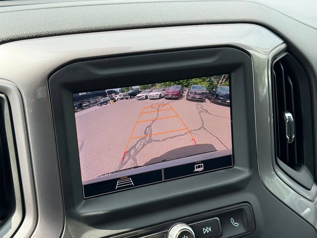 Used 2024 Chevrolet Silverado 1500 Custom Trail Boss AWD/4WD image 19
