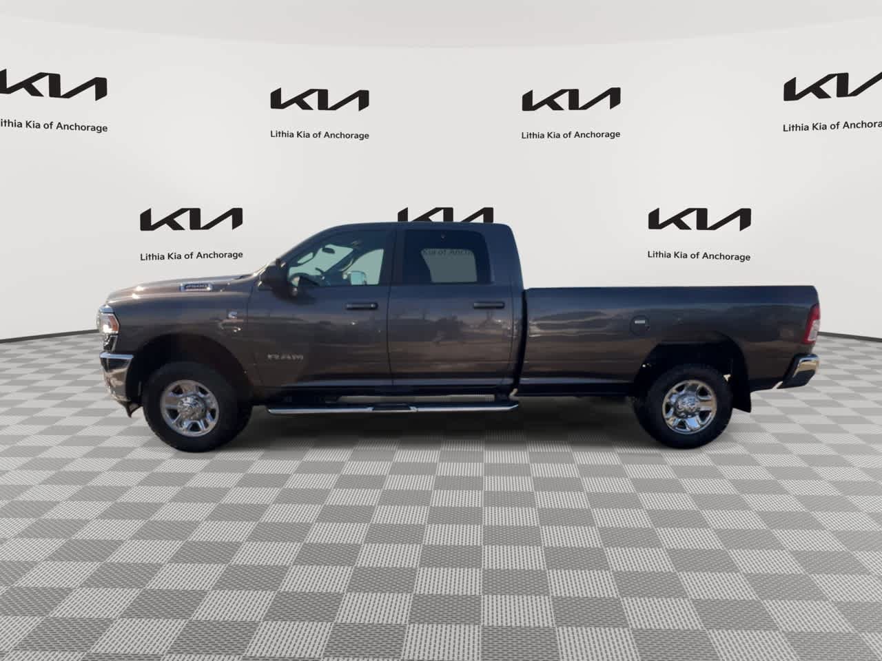 Used 2022 RAM 2500 Big Horn AWD/4WD image 6