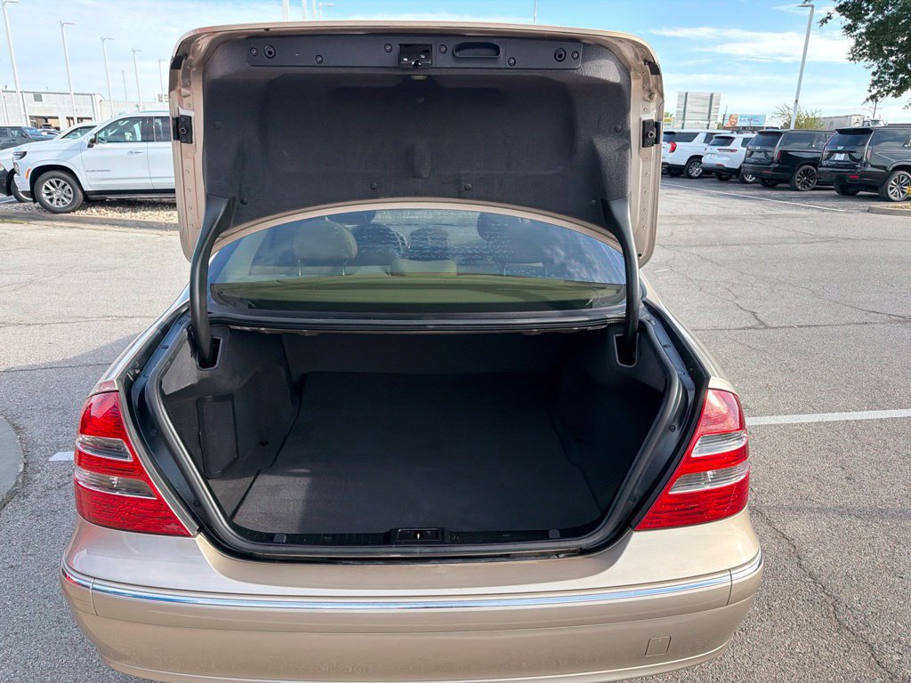 Used 2003 Mercedes-Benz E 320 Sedan image 11