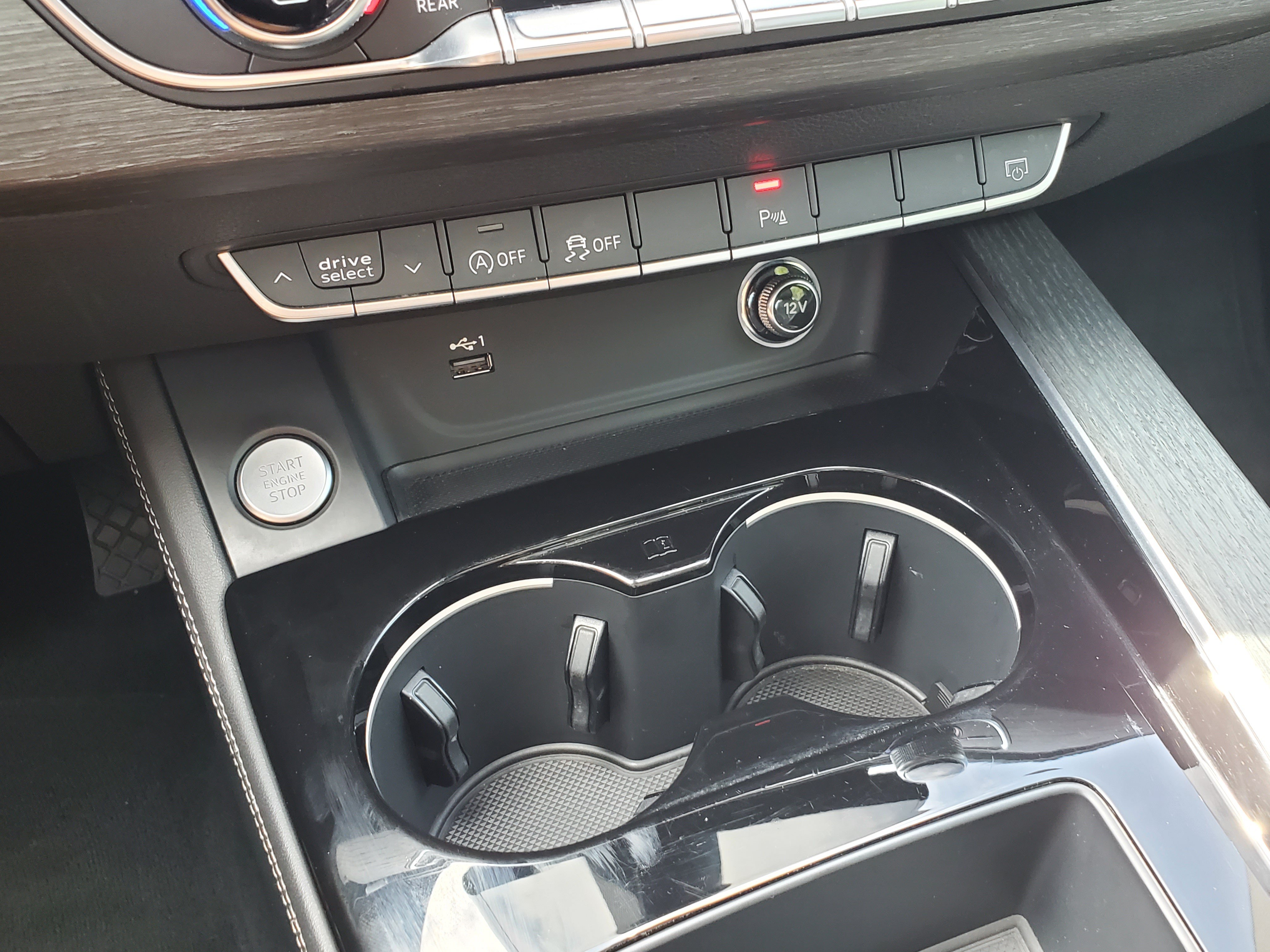 Used 2020 Audi A4 2.0T Premium Plus AWD/4WD image 21