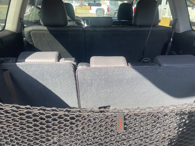 Used 2015 Toyota Highlander LE image 16