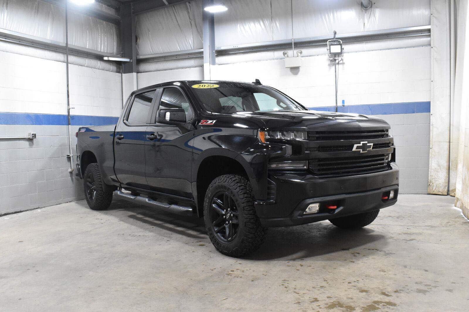 Used 2022 Chevrolet Silverado 1500 LT Trail Boss w/ LT Trail Boss Premium Package AWD/4WD image 26