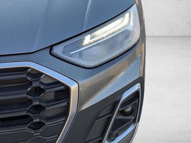 Used 2023 Audi Q5 2.0T Premium w/ Convenience Package image 9