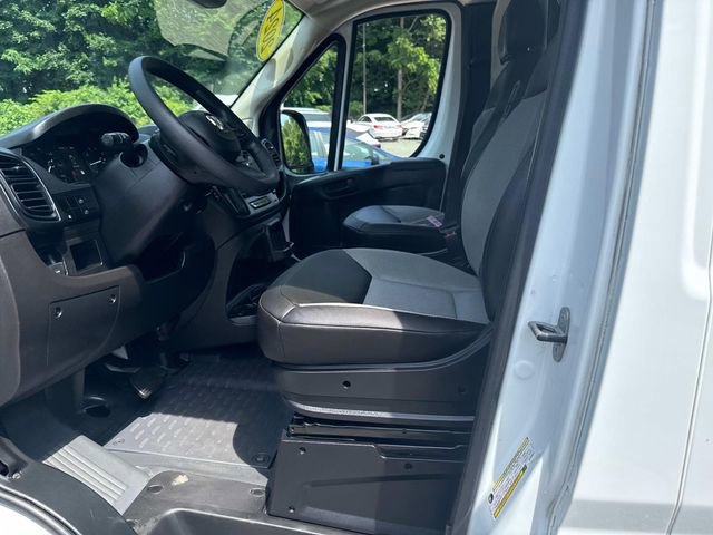 Used 2024 RAM ProMaster 2500 w/ Convenience Group image 19