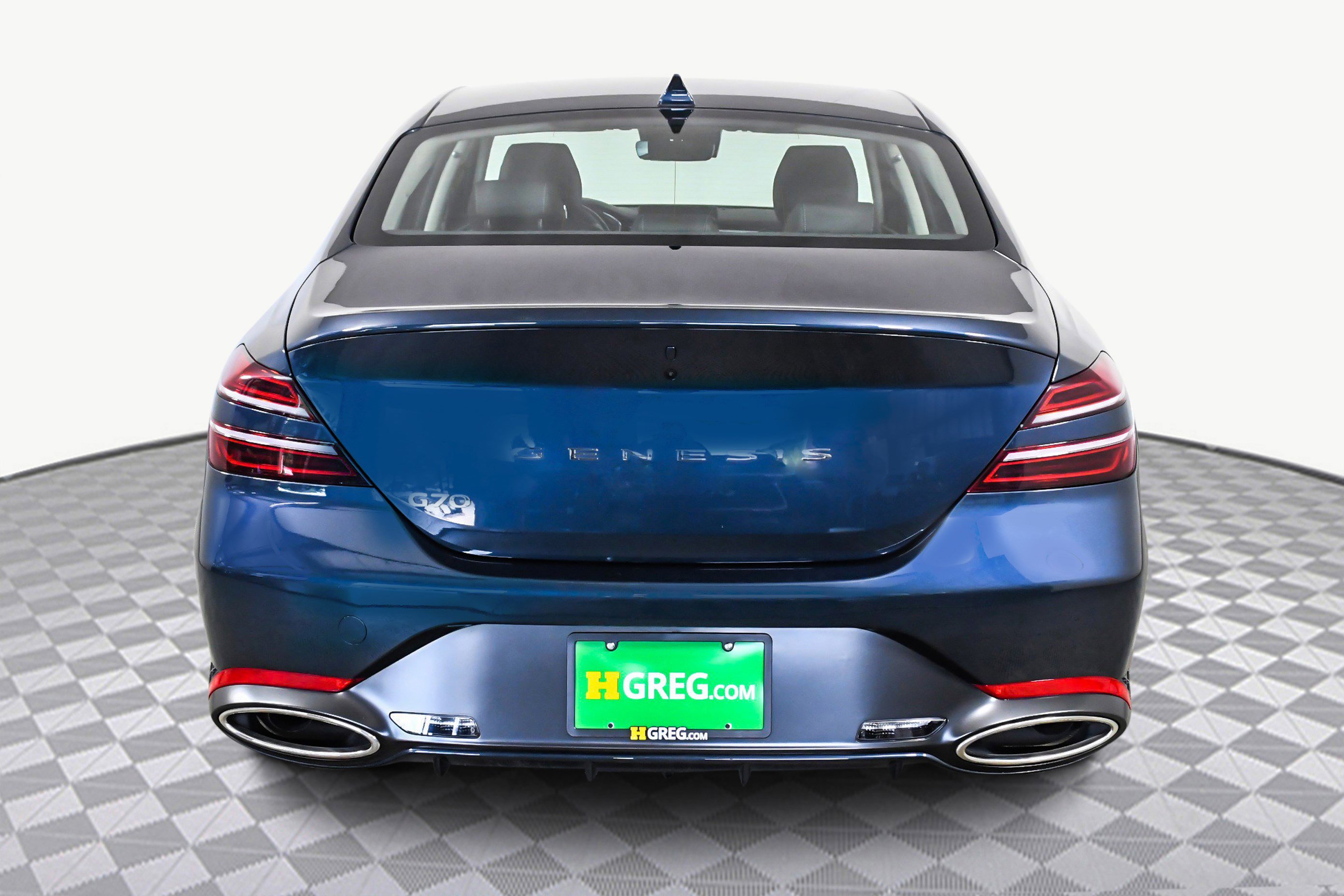 Used 2025 Genesis G70 2.5T image 7