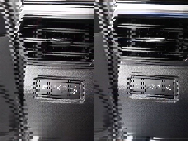 New 2025 Nissan Altima 2.5 SR image 26