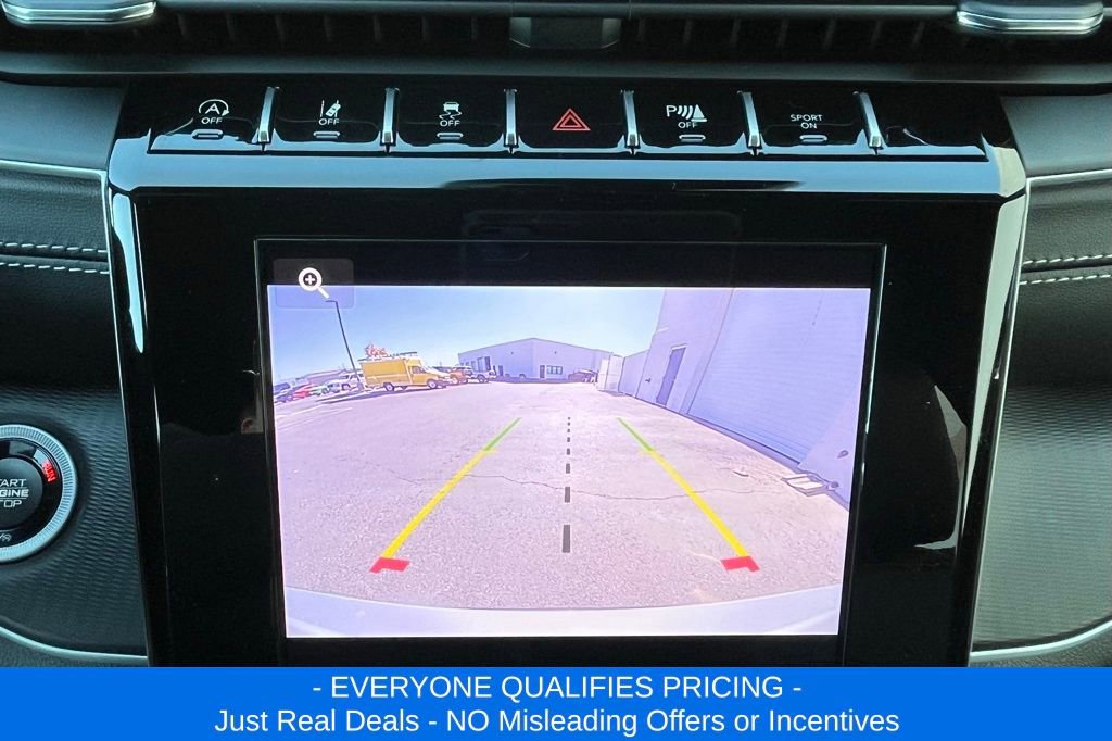 New 2025 Jeep Grand Cherokee L Laredo image 16