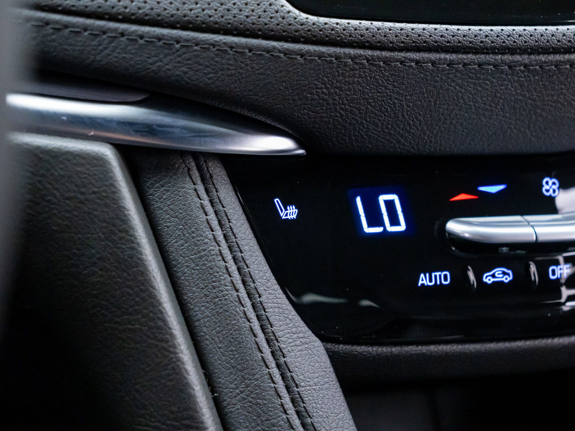 New 2026 Cadillac XT5 Luxury w/ LPO, Floor Liner Package AWD/4WD image 26