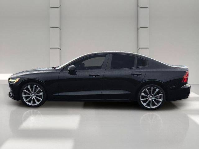 Used 2019 Volvo S60 T5 Momentum w/ Premium Package FWD image 2