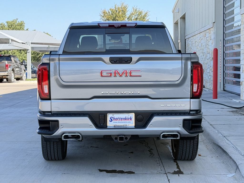 Used 2025 GMC Sierra 1500 Denali w/ Denali Reserve Package AWD/4WD image 5