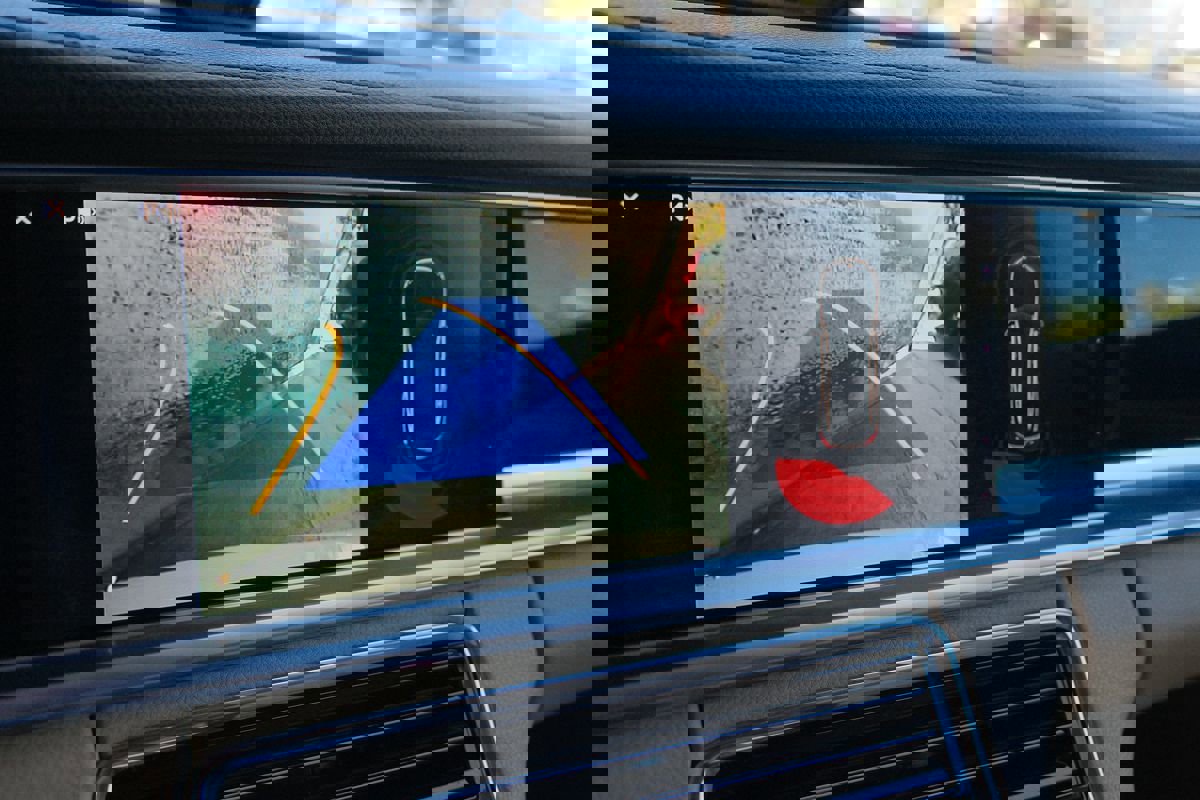 Used 2017 Porsche Panamera image 21