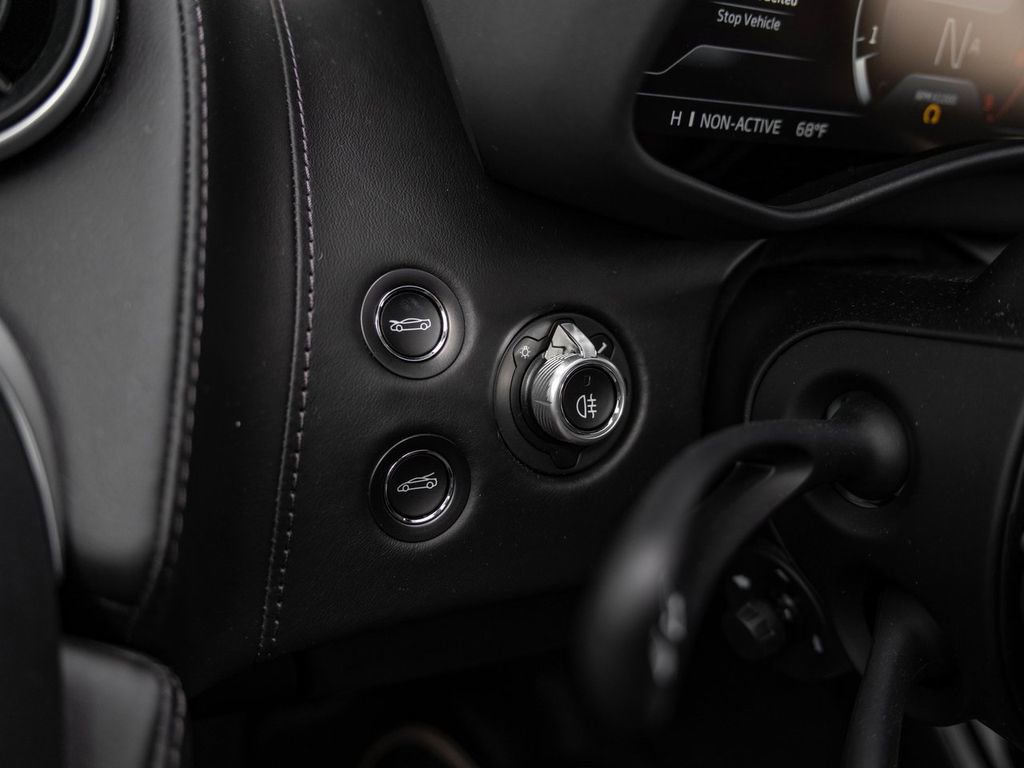 Used 2023 McLaren GT image 18