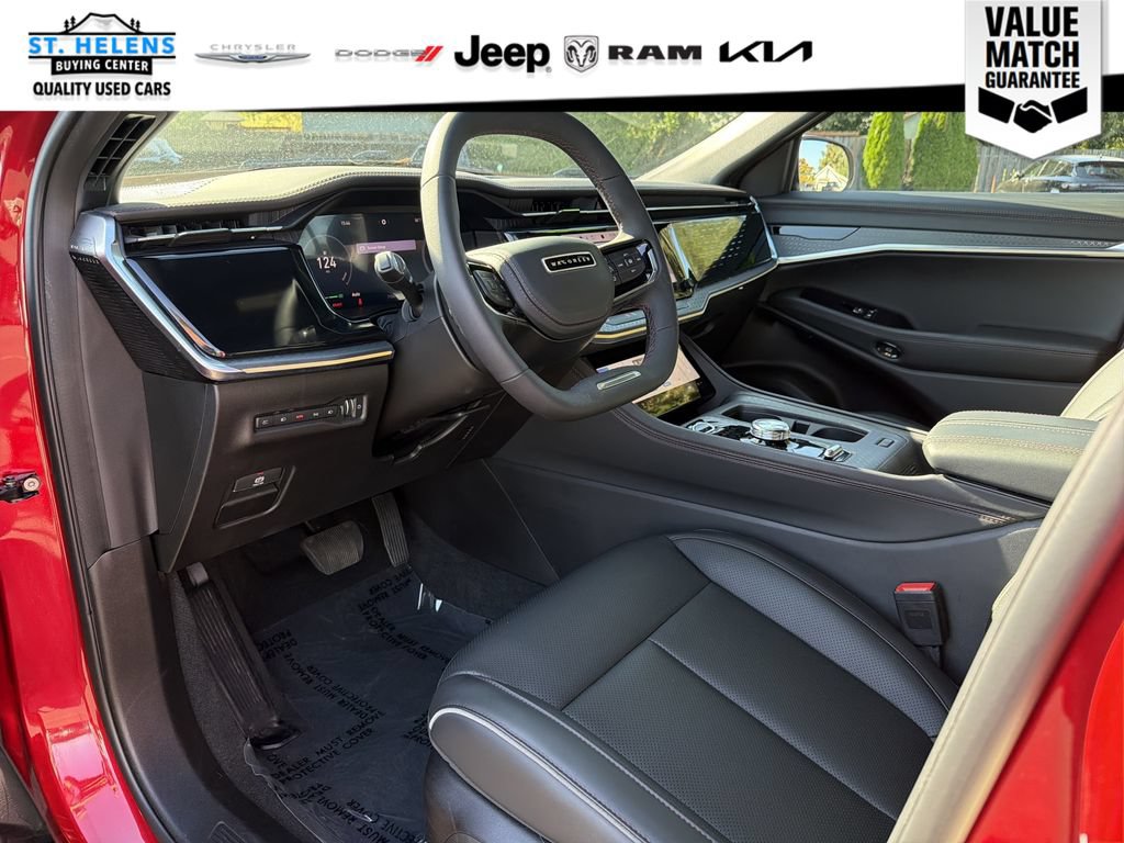 Used 2025 Jeep Wagoneer S Limited AWD/4WD image 11