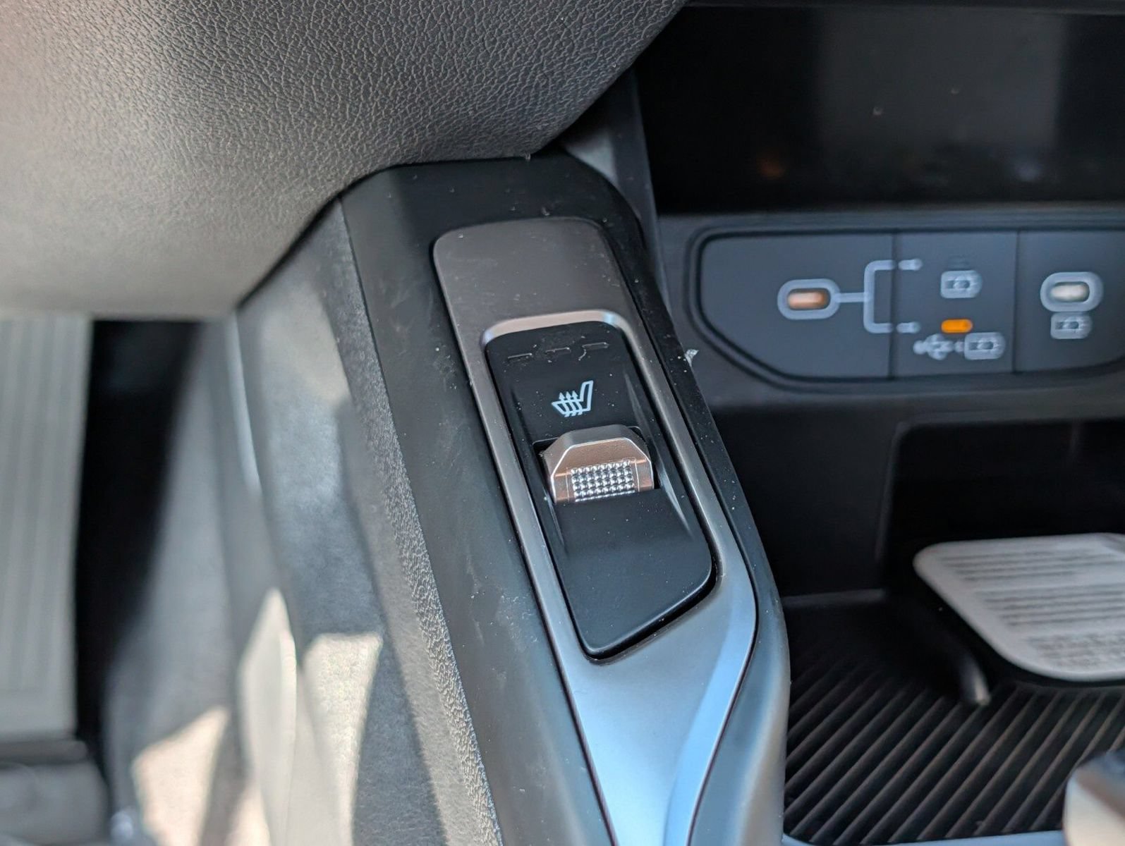 New 2026 Kia Sorento EX AWD/4WD image 11