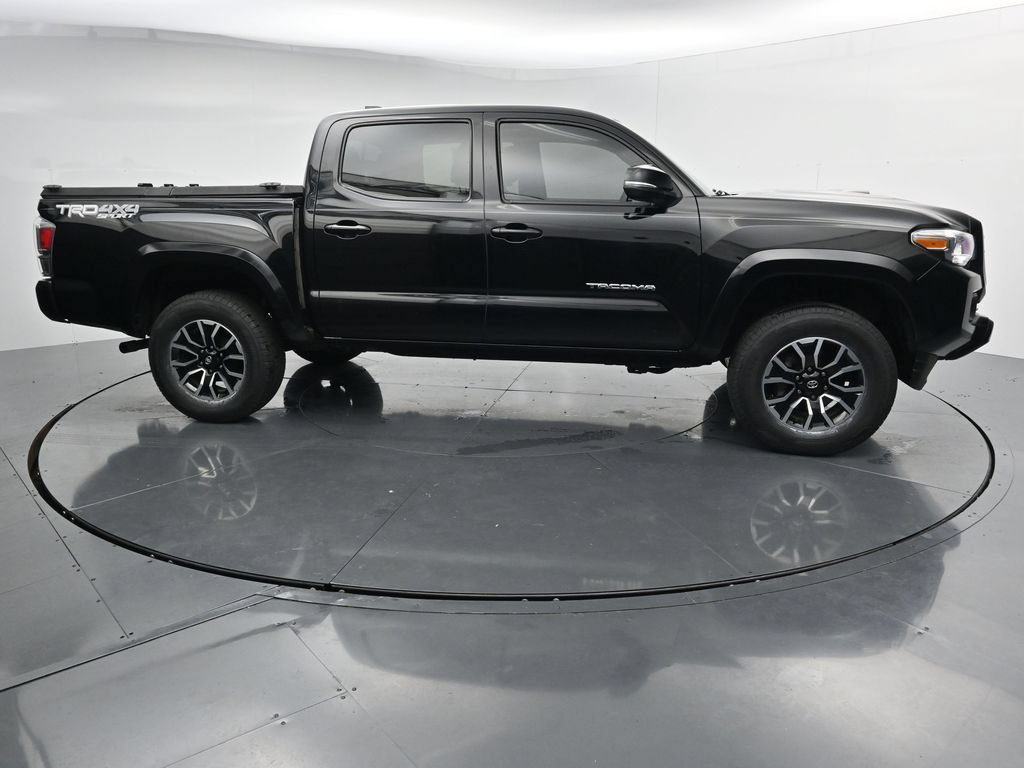 Used 2023 Toyota Tacoma TRD Sport w/ Advanced Technology Package AWD/4WD image 9