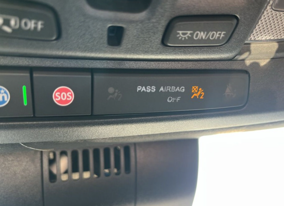 Used 2026 GMC Sierra 3500 Denali Ultimate AWD/4WD image 9