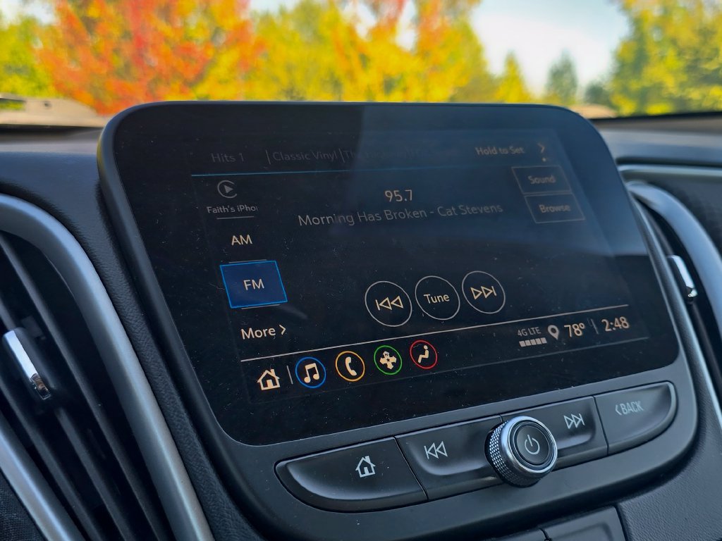 Used 2025 Chevrolet Malibu LT FWD image 30
