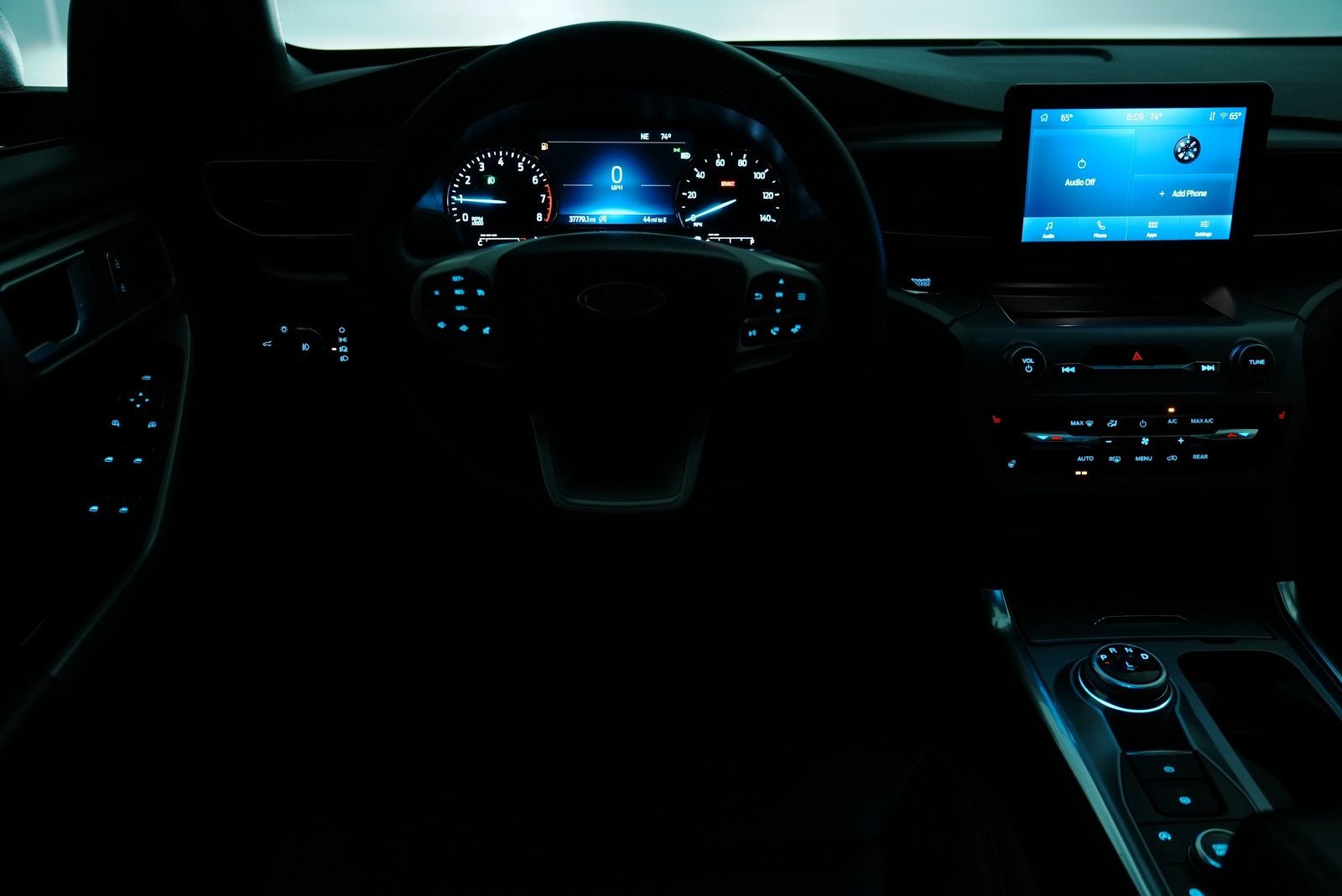 Used 2023 Ford Explorer XLT w/ Equipment Group 202A image 47