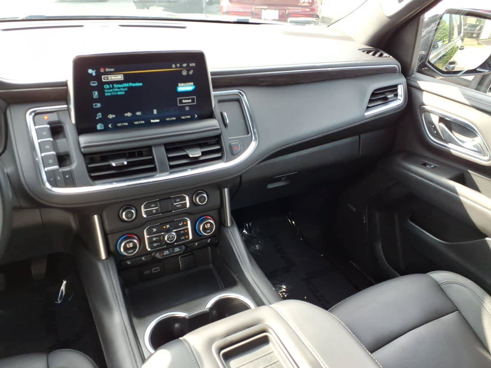 Used 2024 Chevrolet Tahoe LT AWD/4WD image 15