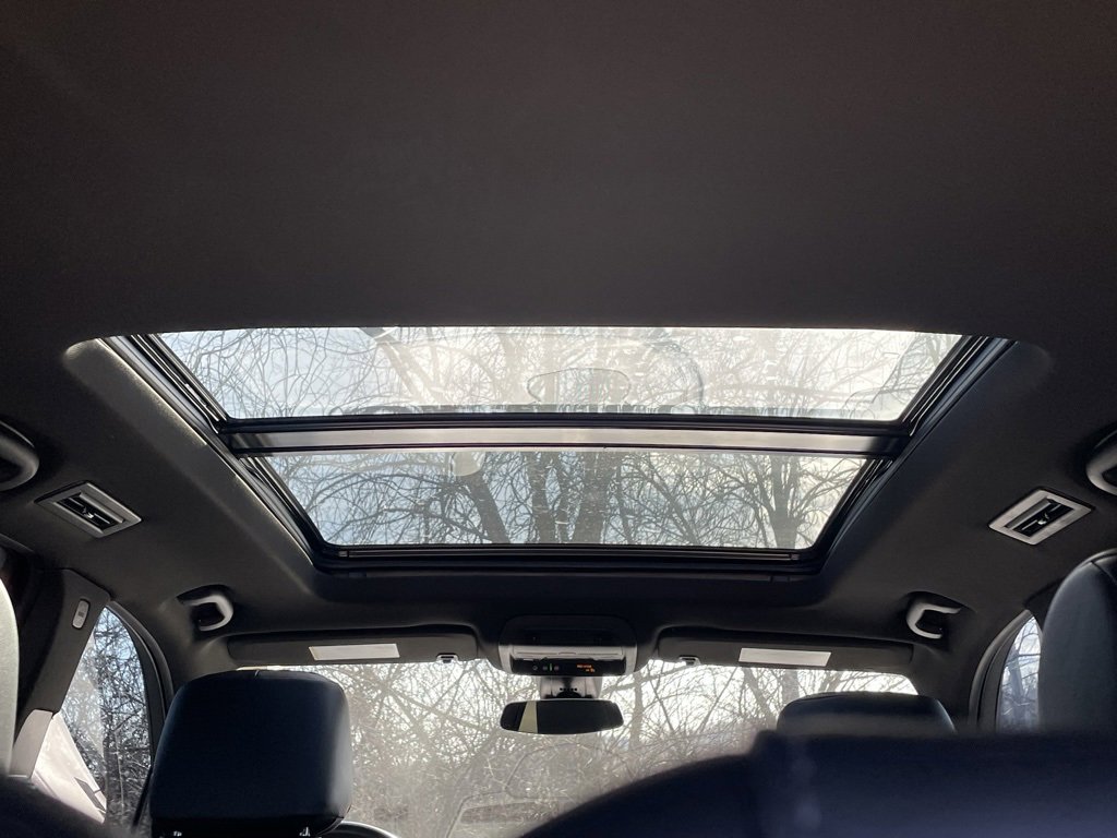 Certified 2024 Cadillac XT6 Premium Luxury w/ LPO, Floor Liner Package image 21