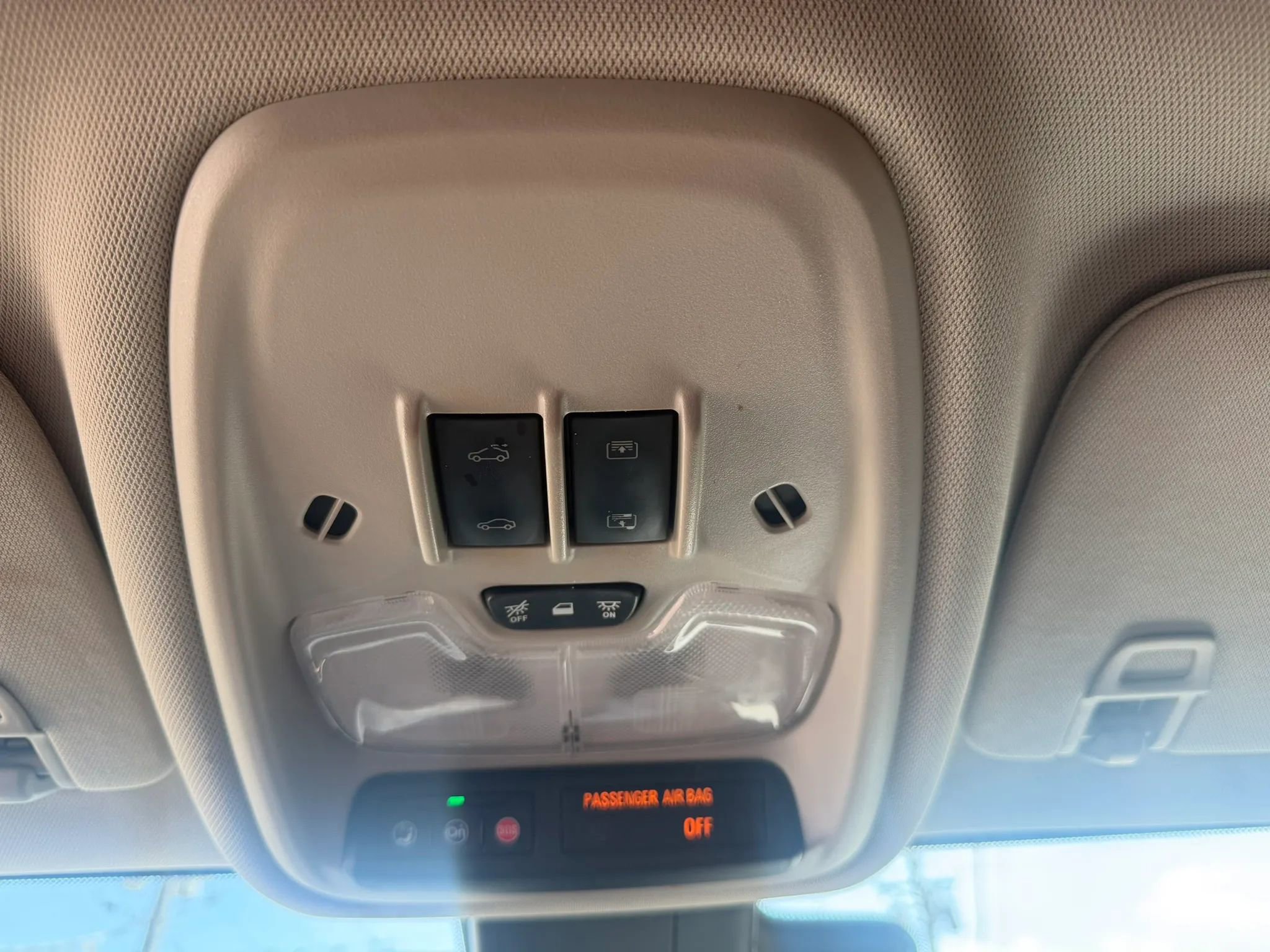 Used 2020 Buick Encore GX Select w/ Experience Buick Package FWD image 21