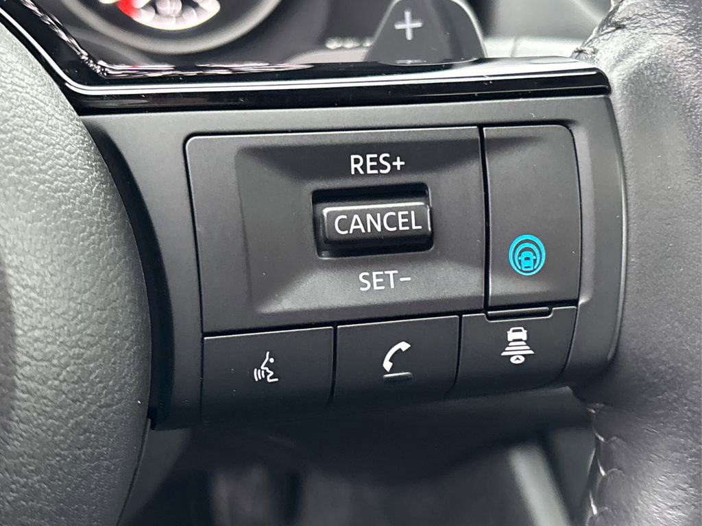 Used 2023 Nissan Rogue SV w/ SV Premium B Package image 27