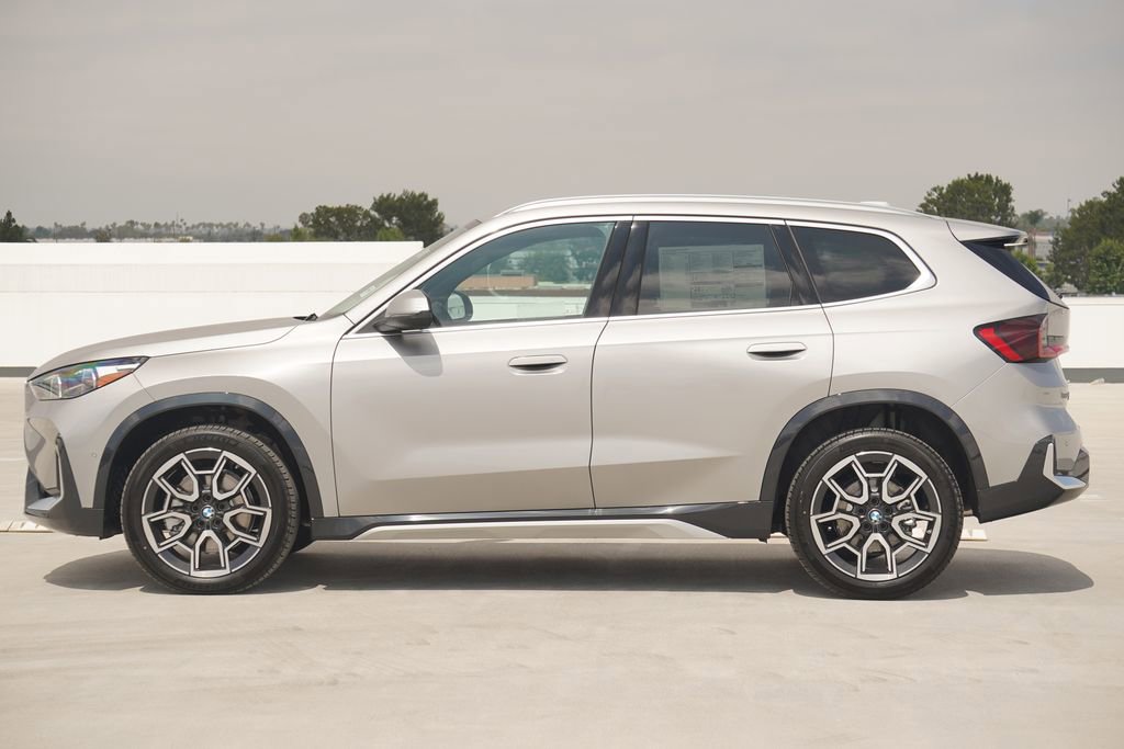 Used 2025 BMW X1 xDrive28i w/ Convenience Package image 4