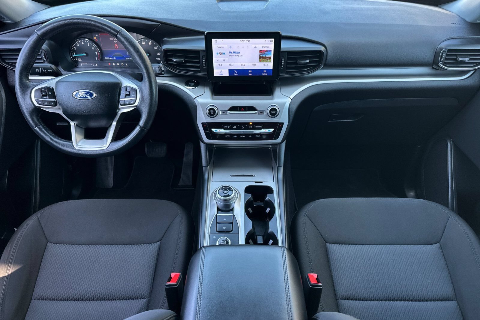 Used 2022 Ford Explorer XLT AWD/4WD image 13