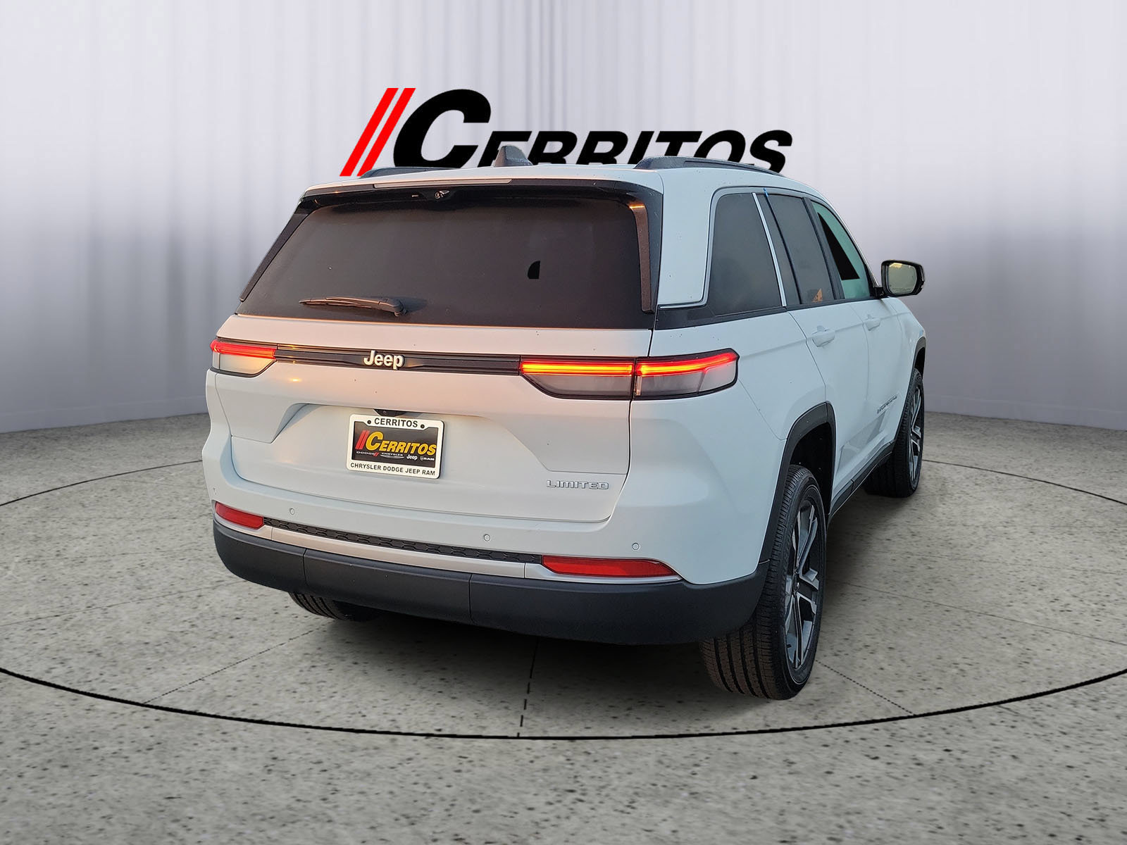 New 2027 Jeep Grand Cherokee Limited w/ Technology Group II RWD image 2